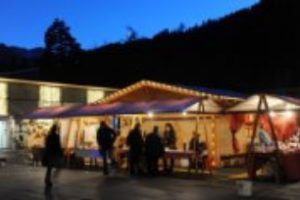 Auch dieses Jahr wieder: Weihnachtsmarkt in der Klinik Beverin in Realta (Cazis)