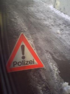 In Rothenbrunnen kam es zu einem Verkehrsunfall, meldet die Kantonspolizei Graubünden.