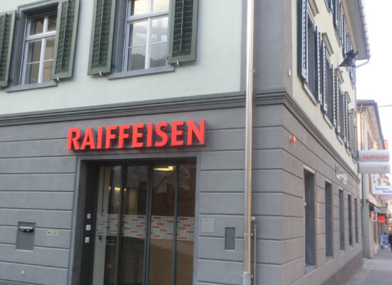 Raub-Überfall auf Raiffeisenbank Thusis: