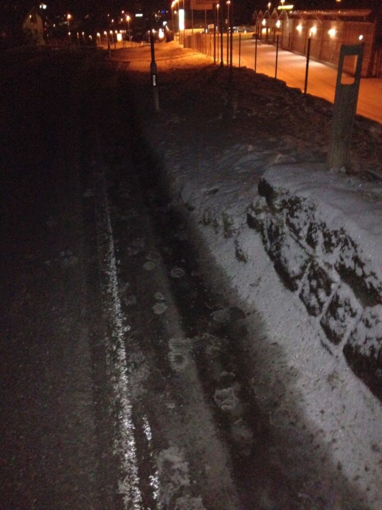 Arbeitsweg zu Aldi Thusis im Winter (Foto: DZ)