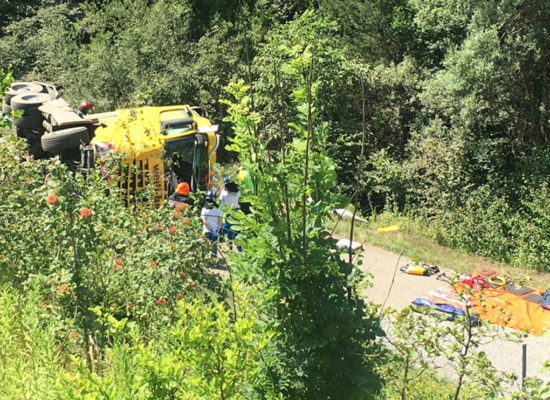 Rothenbrunnen: Schon wieder schwerer Unfall auf der A13 beim “Isla Bella”-Tunnel