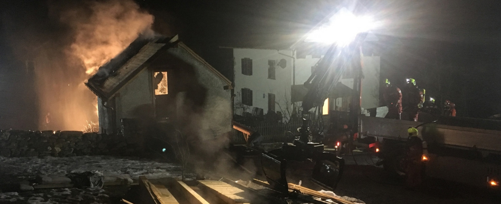 Brand in Paspels: Feuerwehreinsatz wegen Saunahaus