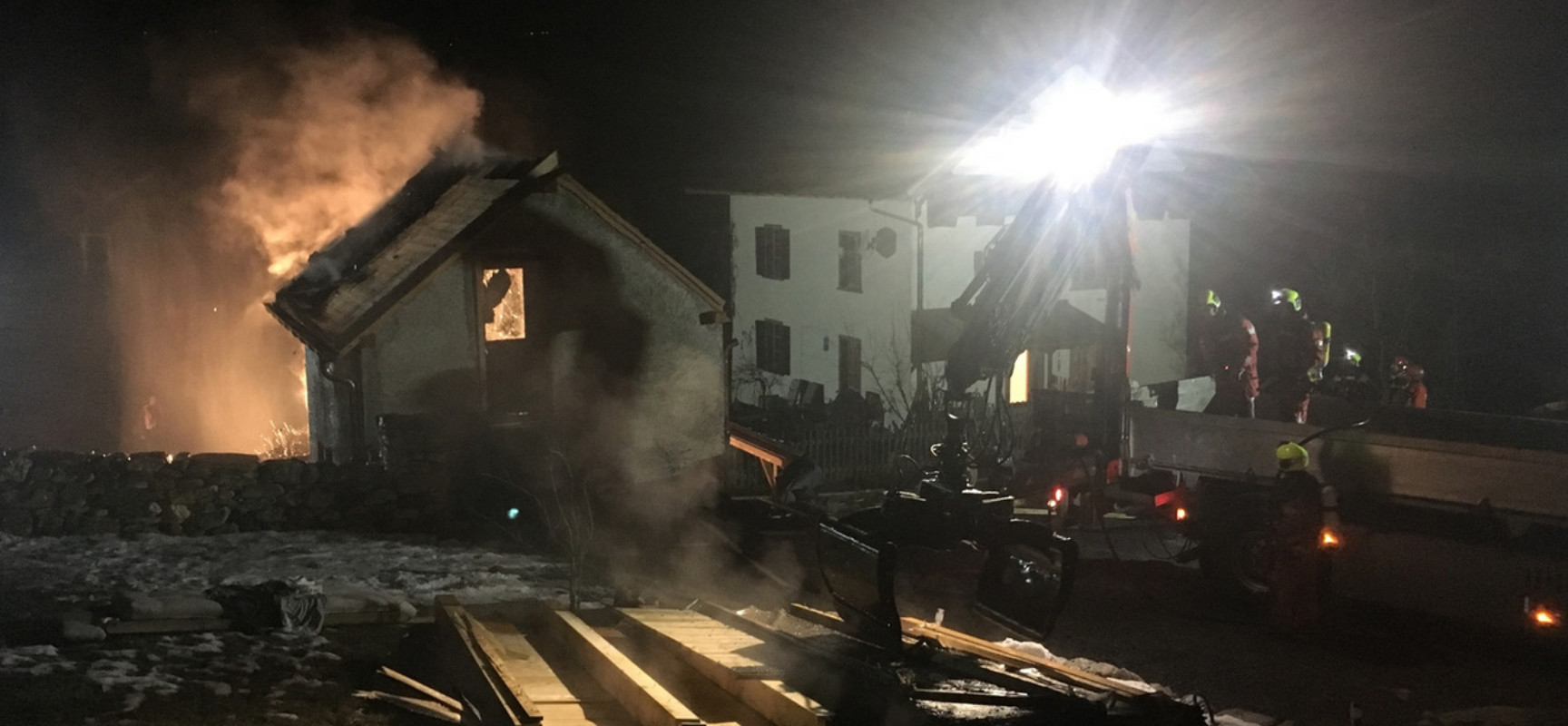 Brand in Paspels: Feuerwehreinsatz wegen Saunahaus