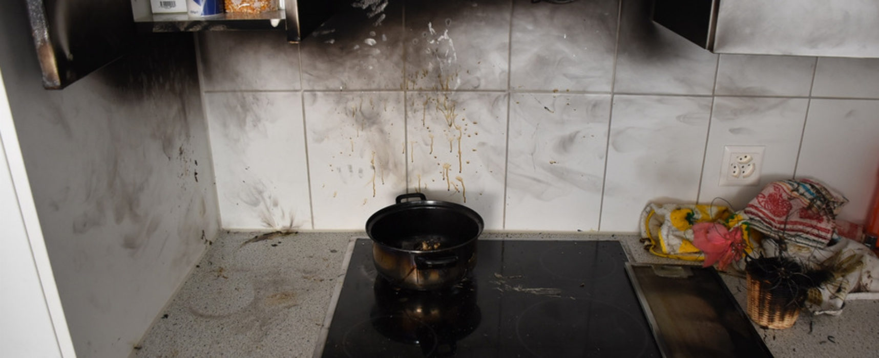 Küchenbrand in Thusis: Brennendes Öl löst Feuerwehreinsatz aus