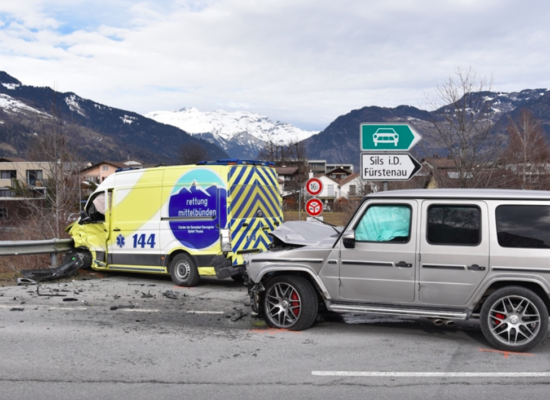 Auf Navi verlassen: Unfall in Thusis