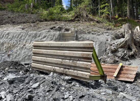 Sils im Domleschg: Arbeiter (53) auf Baustelle verletzt
