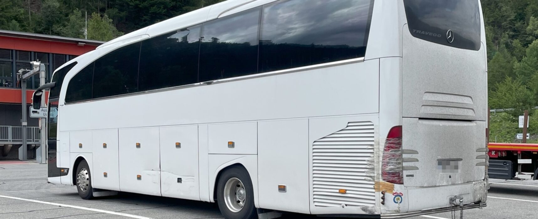 Türkischer Gesellschaftswagen in Cazis gestoppt