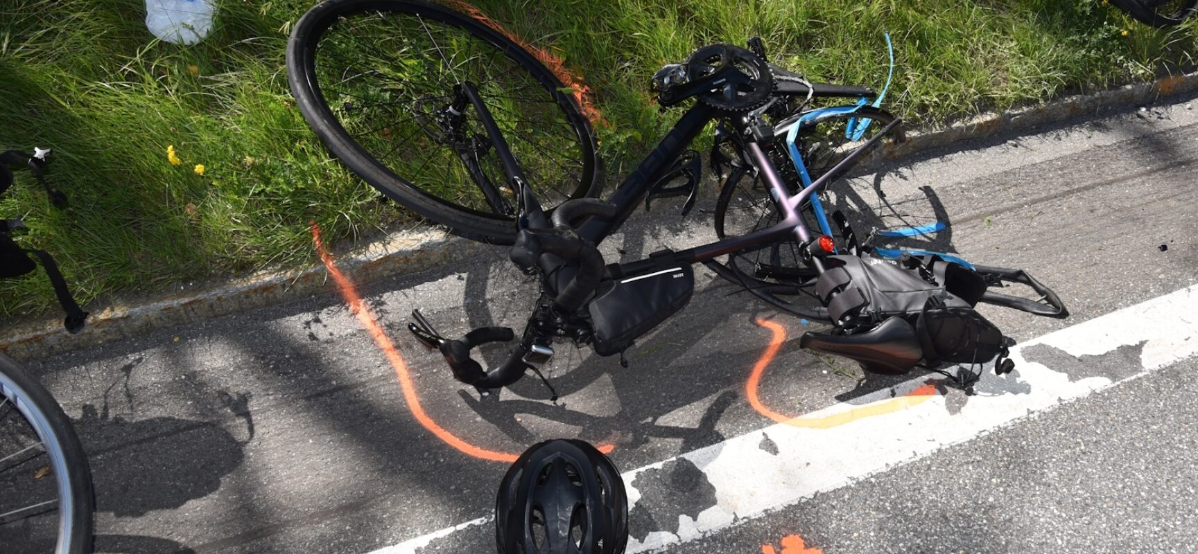 Unfall auf Hauptstraße zwischen Rothenbrunnen und Cazis