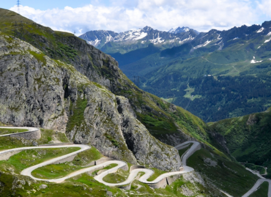 Pro Alps lanciert Jahres­kampagne zum Frei­zeit­verkehr