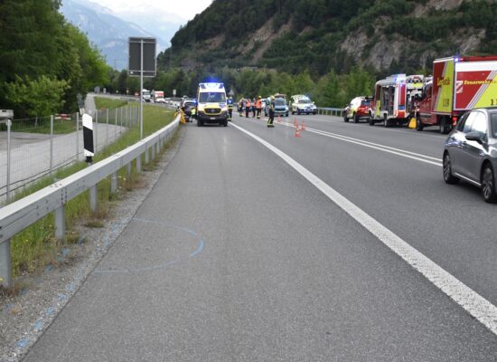 Rothenbrunnen: Selbstunfall auf Autostraße A13