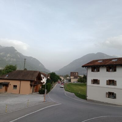 Saharastaub über den Domleschg