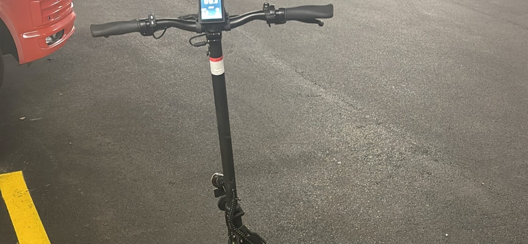 Bonaduz: E-Trottinettler verletzt sich bei Sturz