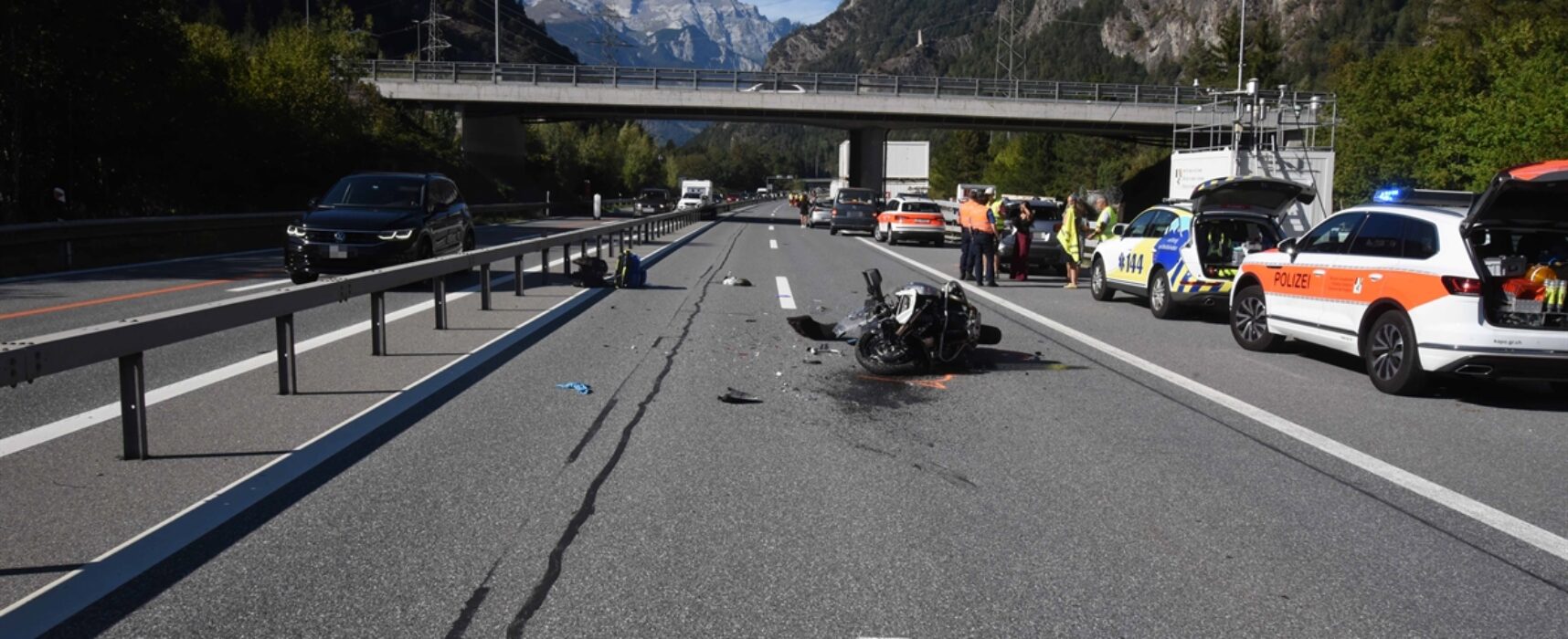 Schwerer Unfall auf der A13 bei Rothenbrunnen