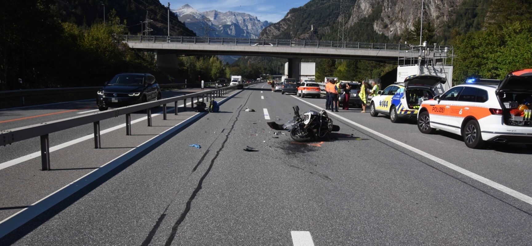 Schwerer Unfall auf der A13 bei Rothenbrunnen